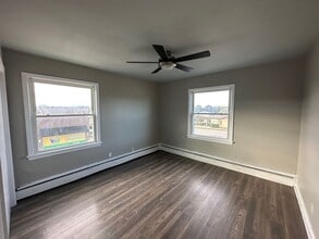 7105 W Capitol Dr in Milwaukee, WI - Building Photo - Building Photo