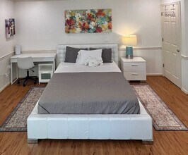 11874 Sunrise Valley Dr in Reston, VA - Building Photo - Building Photo