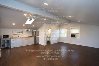 163 N A St in Tustin, CA - Building Photo - Building Photo