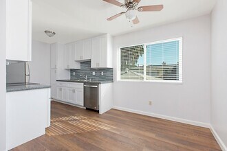 255-255 Ebony Ave in Imperial Beach, CA - Building Photo - Building Photo