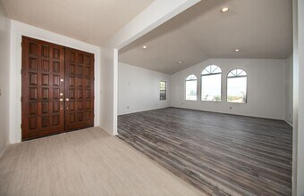 11751 Almond Ct in Loma Linda, CA - Building Photo - Building Photo