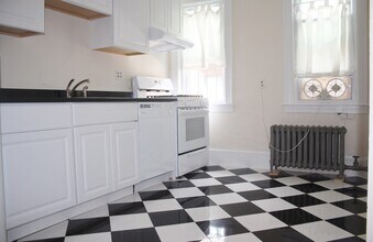 12 Follen St, Unit 2 in Boston, MA - Building Photo - Building Photo