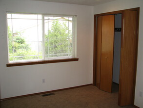 5112 Skyline Village Loop S in Salem, OR - Building Photo - Building Photo