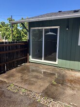 5226 NE 15th Ave in Portland, OR - Building Photo - Building Photo