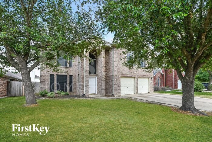 8522 Owen Lake Ct in Houston, TX - Building Photo