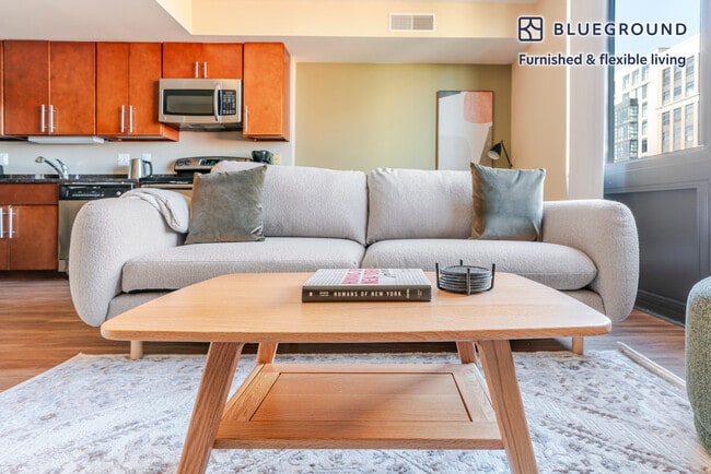 425 L St NW, Unit SI FL7-ID1196 in Washington, DC - Foto de edificio - Building Photo