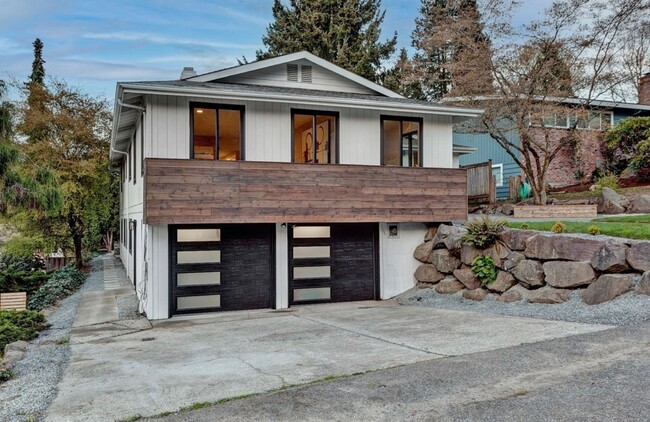property at 10026 39th Ave NE