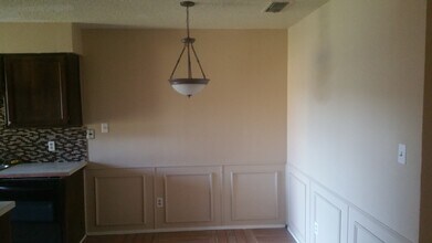 2403 Ventura Dr-Unit -B in Arlington, TX - Foto de edificio - Building Photo