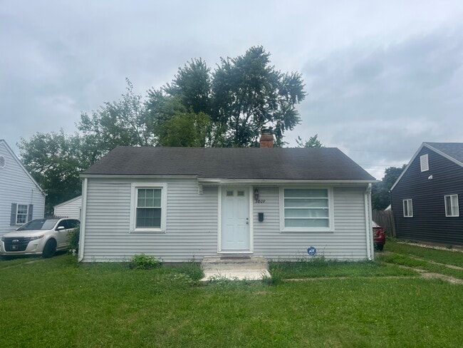 property at 3809 Fellows St