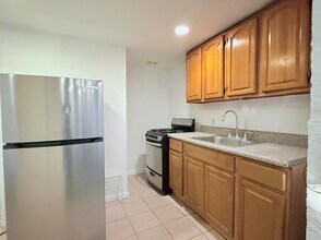 5 Delavan St in Brooklyn, NY - Building Photo - Building Photo