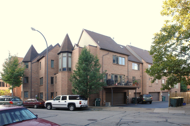 2-24 Grove St in Rochester, NY - Foto de edificio - Building Photo