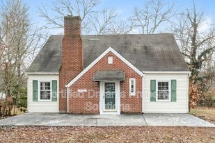 1252 Brookwood Dr in Winston-Salem, NC - Building Photo