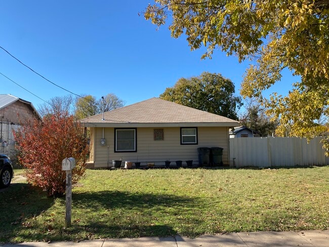 714 Ross Ave in Wichita Falls, TX - Building Photo - Building Photo