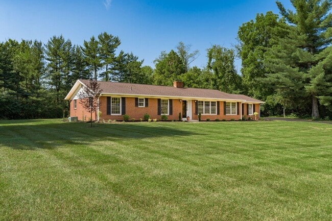 4397 Limerick Ln
