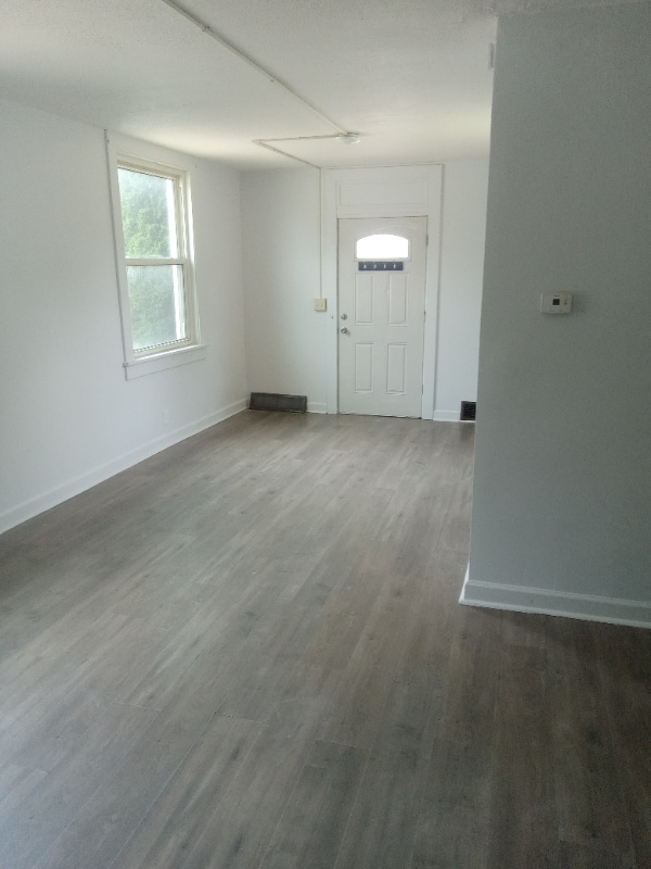 578 Filbert Orient Rd in New Salem, PA - Foto de edificio - Building Photo