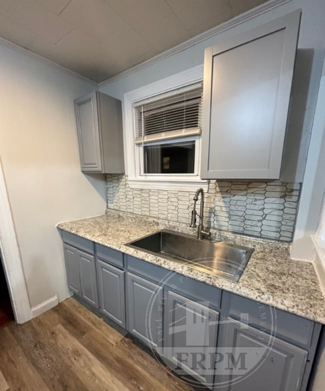 279 Fountain St in Fall River, MA - Building Photo - Building Photo