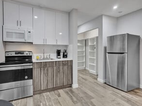 906 N Riverside Dr, Unit SI ID1503945P in Pompano Beach, FL - Building Photo - Building Photo