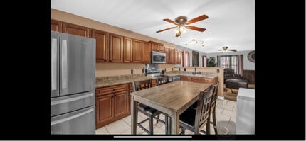 1624 N Cherry St in Winston-Salem, NC - Foto de edificio - Building Photo