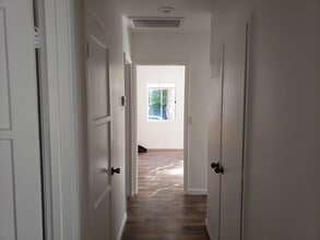 12818 Woodcock Ave in Los Angeles, CA - Building Photo - Building Photo