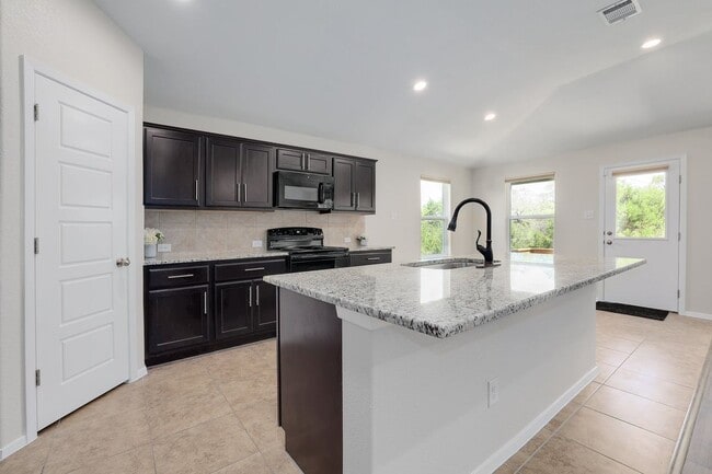 21604 Pope Dr in Leander, TX - Building Photo - Building Photo