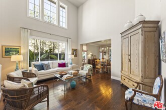 6738 Andover Ln in Los Angeles, CA - Building Photo - Building Photo