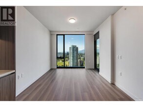 5987-5987 Wilson Ave in Burnaby, BC - Building Photo - Building Photo