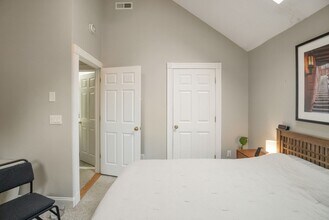 6 Brigham St, Unit 2 in Boston, MA - Foto de edificio - Building Photo