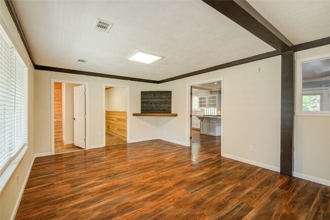 property at 25203 Lakeview Rd