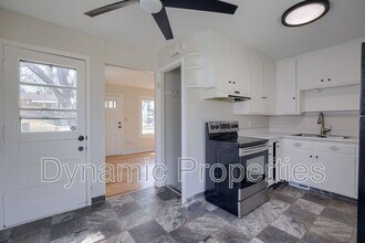 3934 Monroe St in Omaha, NE - Building Photo - Building Photo