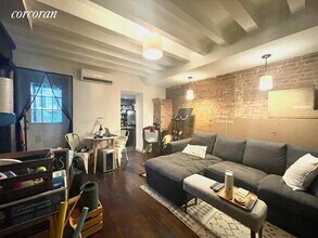 292 Lafayette Ave in Brooklyn, NY - Foto de edificio - Building Photo