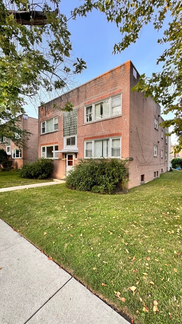 5501 N California Ave in Chicago, IL - Building Photo - Building Photo