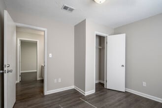 Campus Side Apartments in Augusta, GA - Foto de edificio - Interior Photo