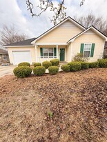 3944 Heatherwoods Dr in Valdosta, GA - Building Photo