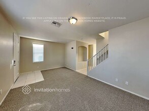 424 N 66th Ave in Phoenix, AZ - Foto de edificio - Building Photo