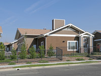 Bridges at Florence in Fresno, CA - Building Photo - Building Photo