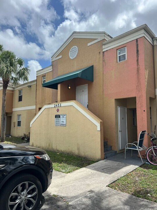 2451 NW 56th Ave in Lauderhill, FL - Building Photo