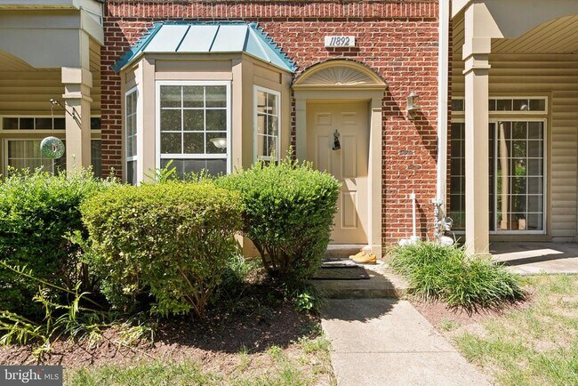 property at 11892 Breton Ct
