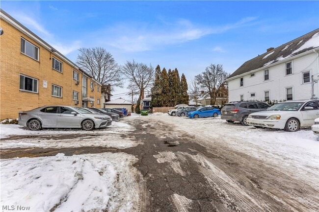 1415 Wyandotte Ave in Lakewood, OH - Foto de edificio - Building Photo