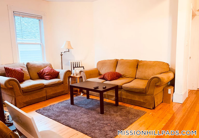 property at 17 Sachem St