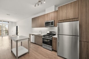 Cortland Columbia Pike in Arlington, VA - Building Photo