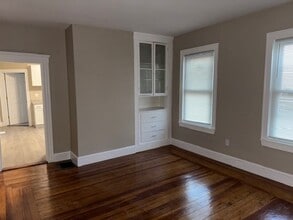 49 Federal St, Unit 2 in Beverly, MA - Building Photo - Building Photo