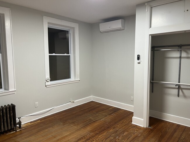 40 Nichols St, Unit 3 in Newark, NJ - Foto de edificio - Building Photo