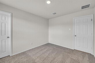 144 Willers Rd in Jarrell, TX - Building Photo - Building Photo