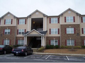 11102 Waldrop Pl in Decatur, GA - Building Photo
