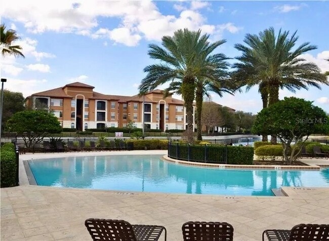 6137 Metrowest Blvd, Unit 202 in Orlando, FL - Building Photo - Building Photo