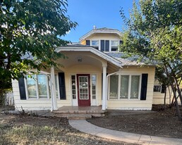 2632 Pear St in Canon City, CO - Building Photo