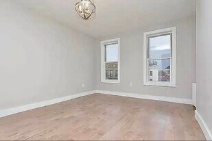 206 Sumpter St in Brooklyn, NY - Building Photo