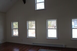 180 Cherry Brook Rd, Unit 180 2bedroom in Canton, CT - Building Photo