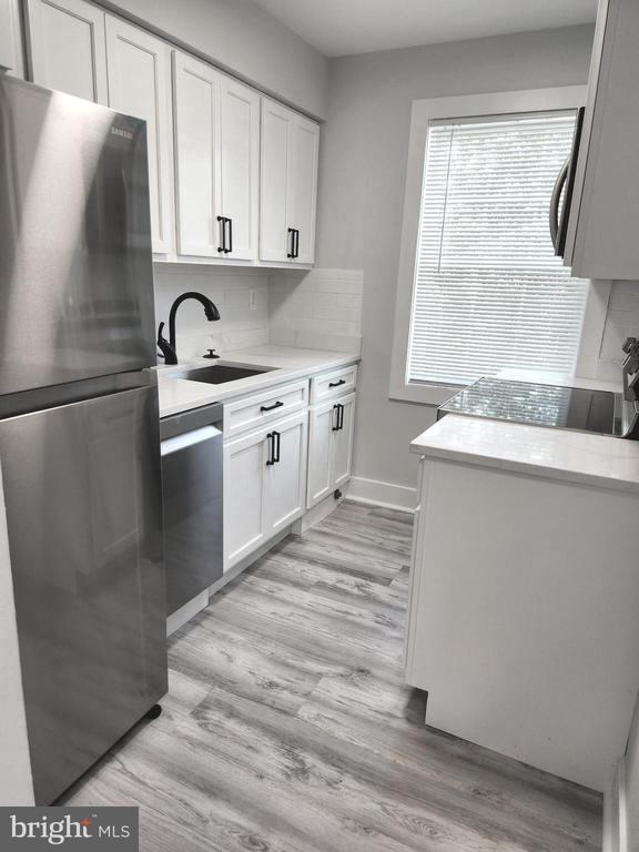 3809 V St SE in Washington, DC - Building Photo - Building Photo