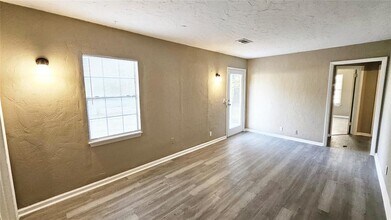 4110 SE 11th St in Del City, OK - Building Photo - Building Photo